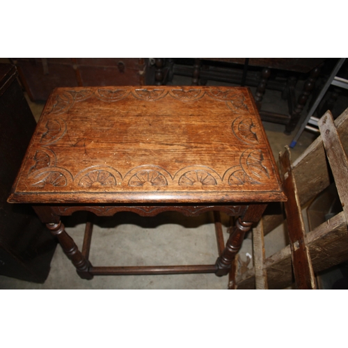 1484 - Carved oak table 27