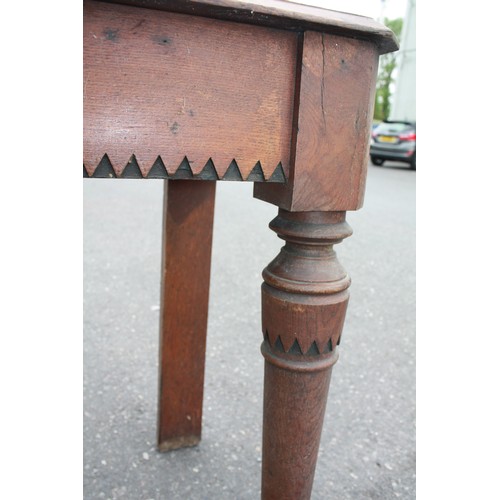 1494 - Oak single drawer hall table with decorative frieze 29