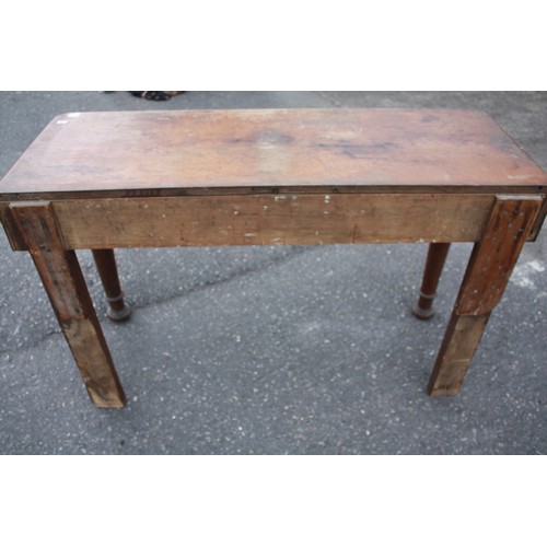 1494 - Oak single drawer hall table with decorative frieze 29