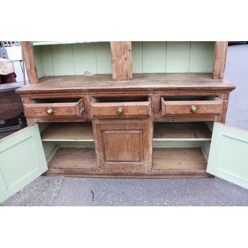 1462 - Large pine country dresser 81 1/2