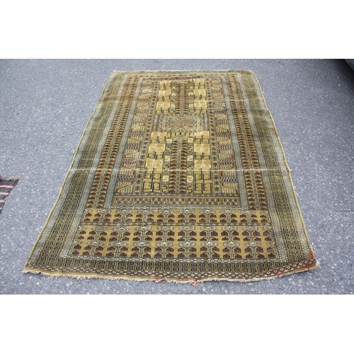 1490 - Tribal pistachio ground rug 78