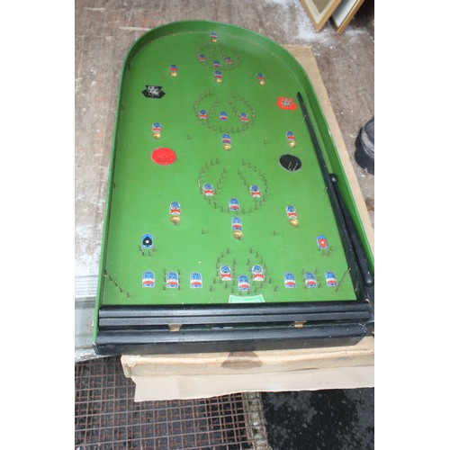 1784 - Bagatelle board in excellent condition