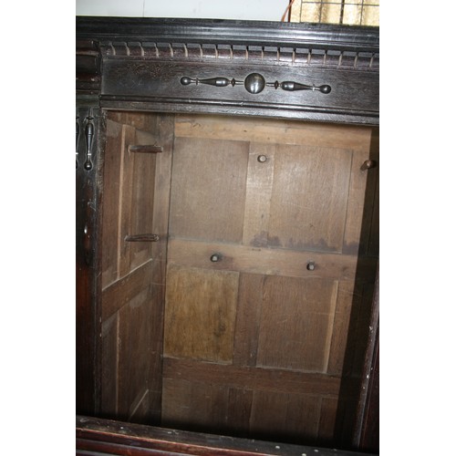 1470 - Antique oak clipped & pegged cupboard with 2 drawers with key