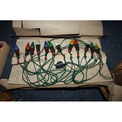 371 - Assorted vintage Christmas decorations- lights untested