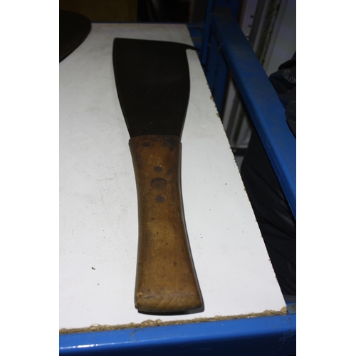 253 - Vintage narrow bladed tool 20