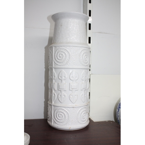 815 - West German vase 15 3/4