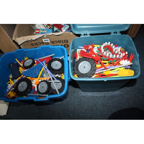 870 - 2 boxes K-Nex