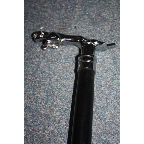 1434 - Jaguar topped walking stick 36