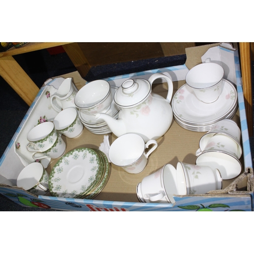 1442 - 2 part teasets