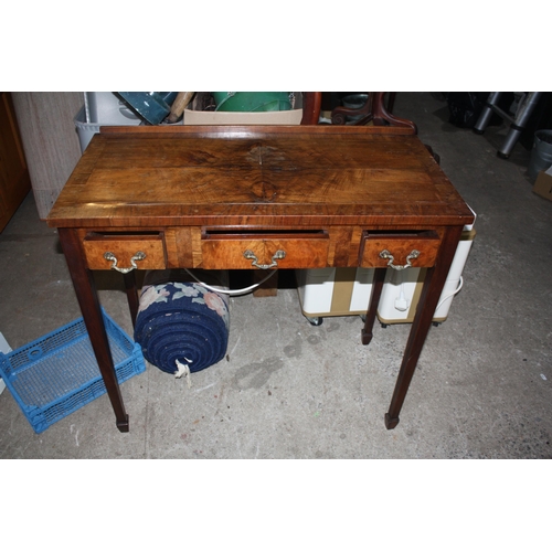 1793 - Walnut 3 drawer side table 31