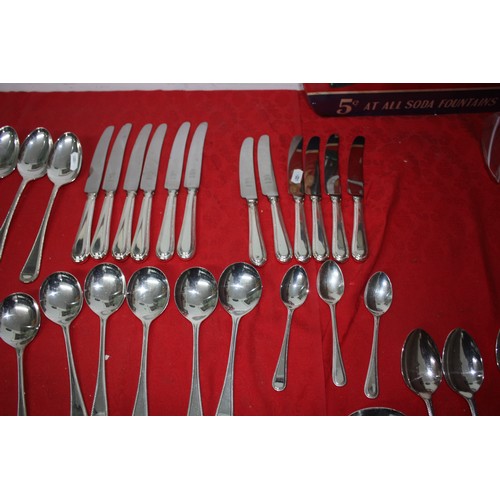 1432 - 6 place setting James Ryals plated bead pattern cutlery & extras