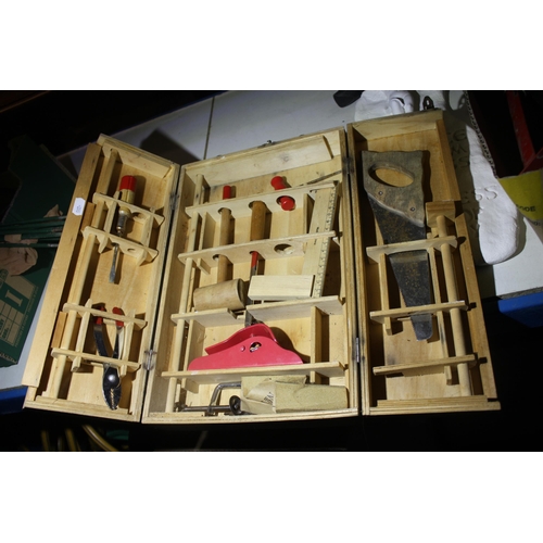 189 - Miniature Carpenters set- box 14 1/2