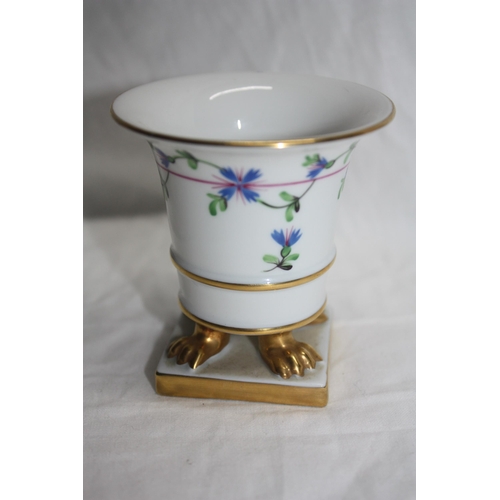 689 - Herend Ingary hand painted urn 3