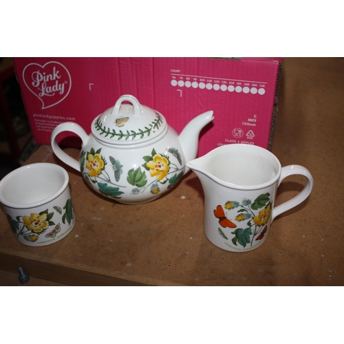 715 - Portmeirion Primrose teapot, milk jug & sugar bowl