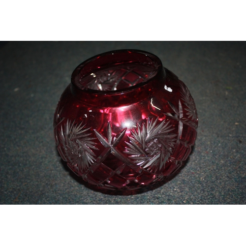 1104 - Overlay cut glass bowl 7