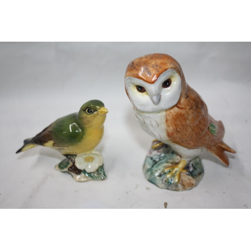 562 - Beswick Owl 4 /2