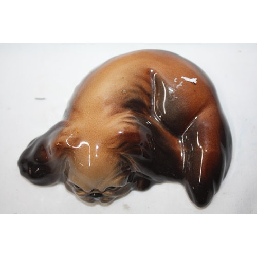 569 - Midwinter Dog figure 4 1/2