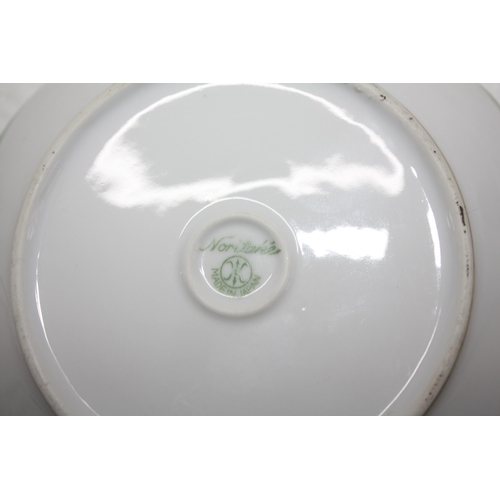 659 - Patterned Noritake dish