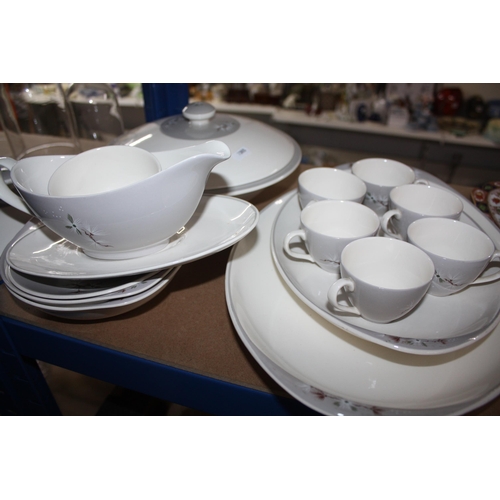 830 - Quantity Royal Doulton Frost Pine plates, cups etc