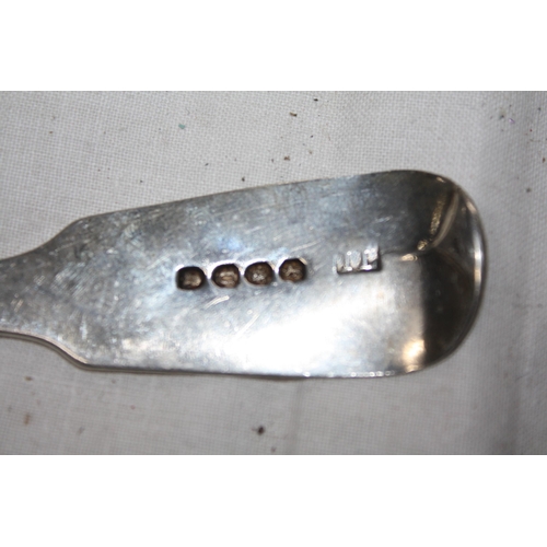 1091 - London silver fiddle pattern table spoon 69 grammes