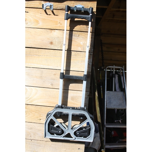 115 - Folding sack trolley