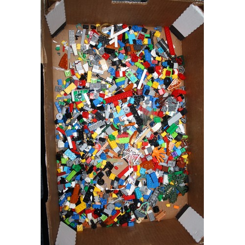 799 - Box assorted Lego etc