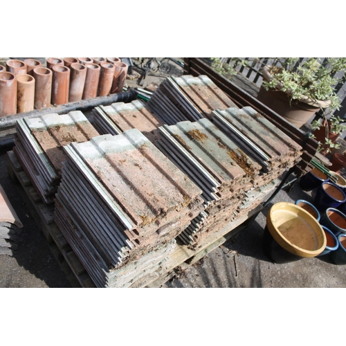 71 - Pallet Marley roof tiles