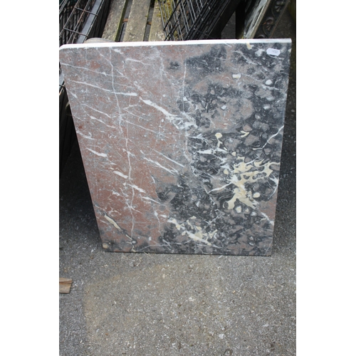 196 - Piece marble 23