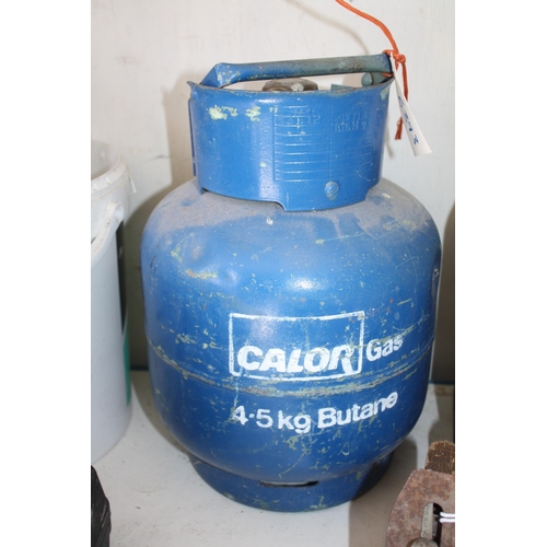 282 - Nearly full 4.5 Calor gas bottle