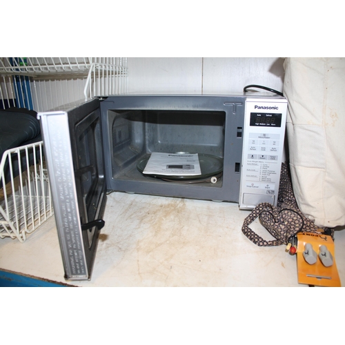 309 - Panasonic microwave