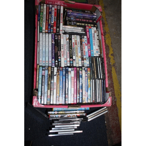 376 - Box DVDs & CDs