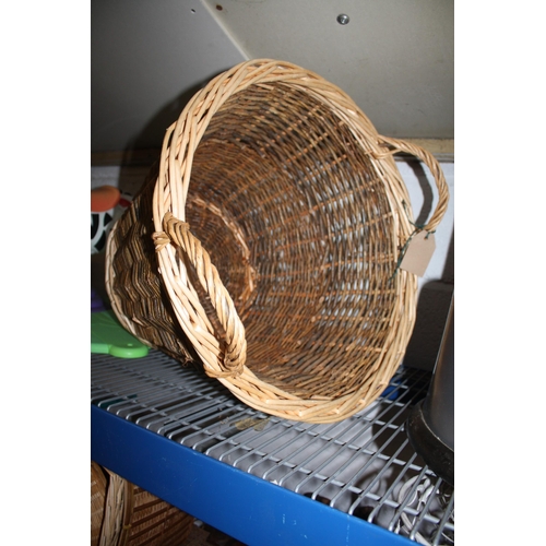 510 - Wicker log basket 16