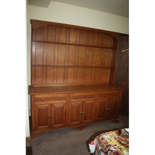 1798 - Large dresser