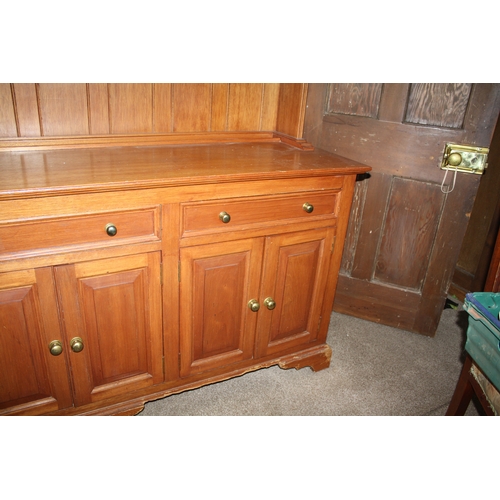 1798 - Large dresser