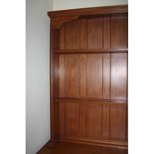 1798 - Large dresser