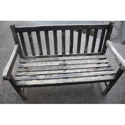 60 - Garden bench 48