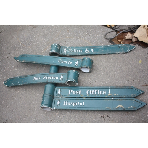 207 - 5 aluminium direction signs 32