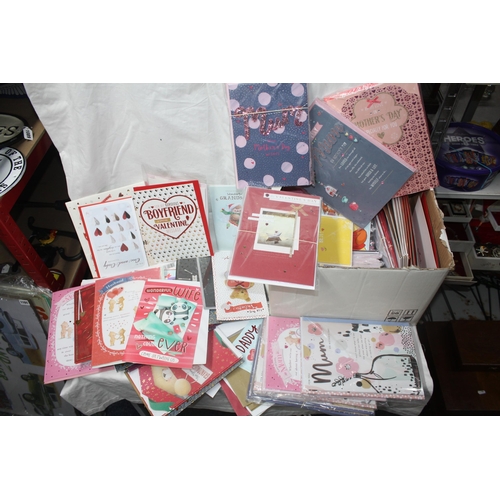 602 - Large quantity various greeting cards