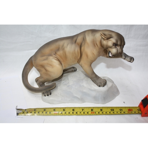 634 - Large matt finish Beswick tiger 8 1/2