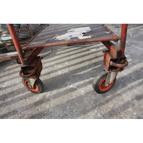 50C - Useful platform trolley - platform measures 45