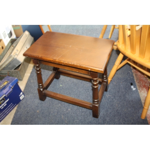 1876 - Oak stool 19