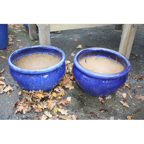 33E - Pair dark blue pots 8 1/2