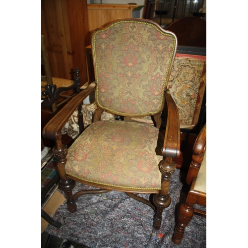 1660 - Tapestry upholstered oak carver chair