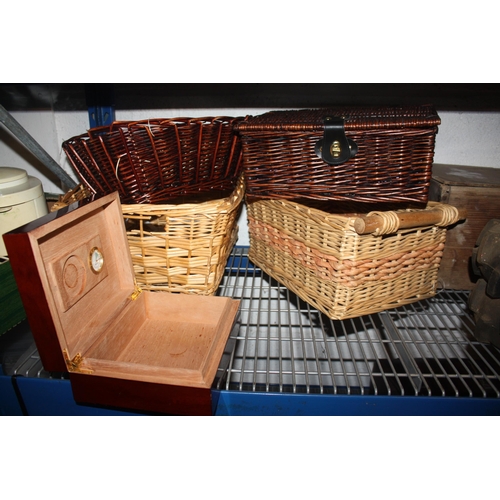 154 - 4 wicker baskets & wooden box