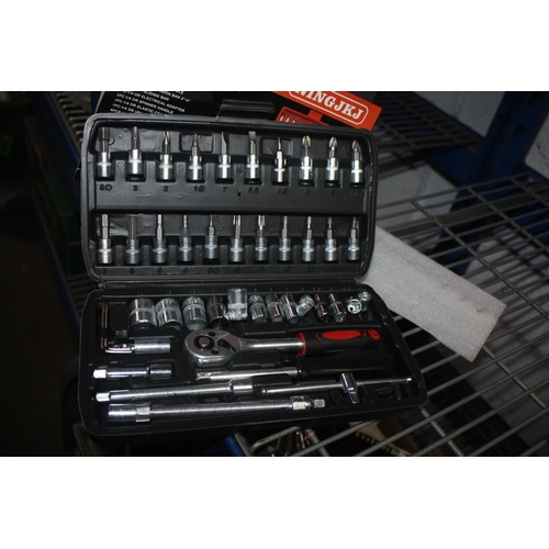 163 - New 46 piece socket set