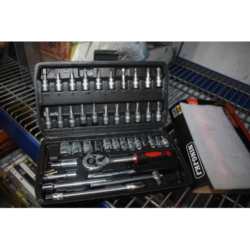 186 - New 46 piece 1/4 drive socket set