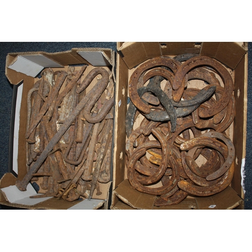 220 - Box horse shoes & assorted metalware