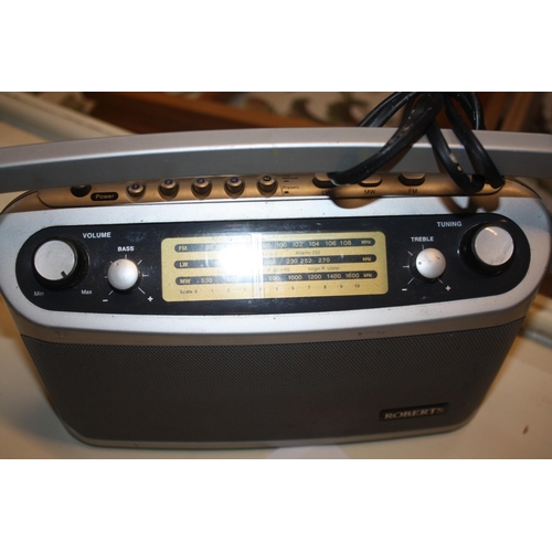 265 - Roberts radio with power lead