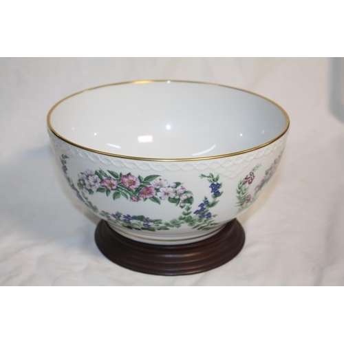 311 - Royal Copenhagen Flowers of Copenhagen bowl 9 1/2