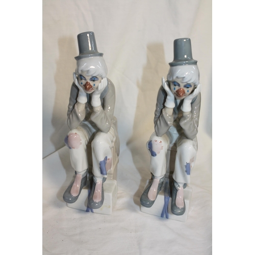 313 - Casades Spanish china clown figures 11